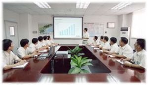 網(wǎng)絡設備與計算機系統(tǒng)服務 現(xiàn)代信息技術的核心支柱